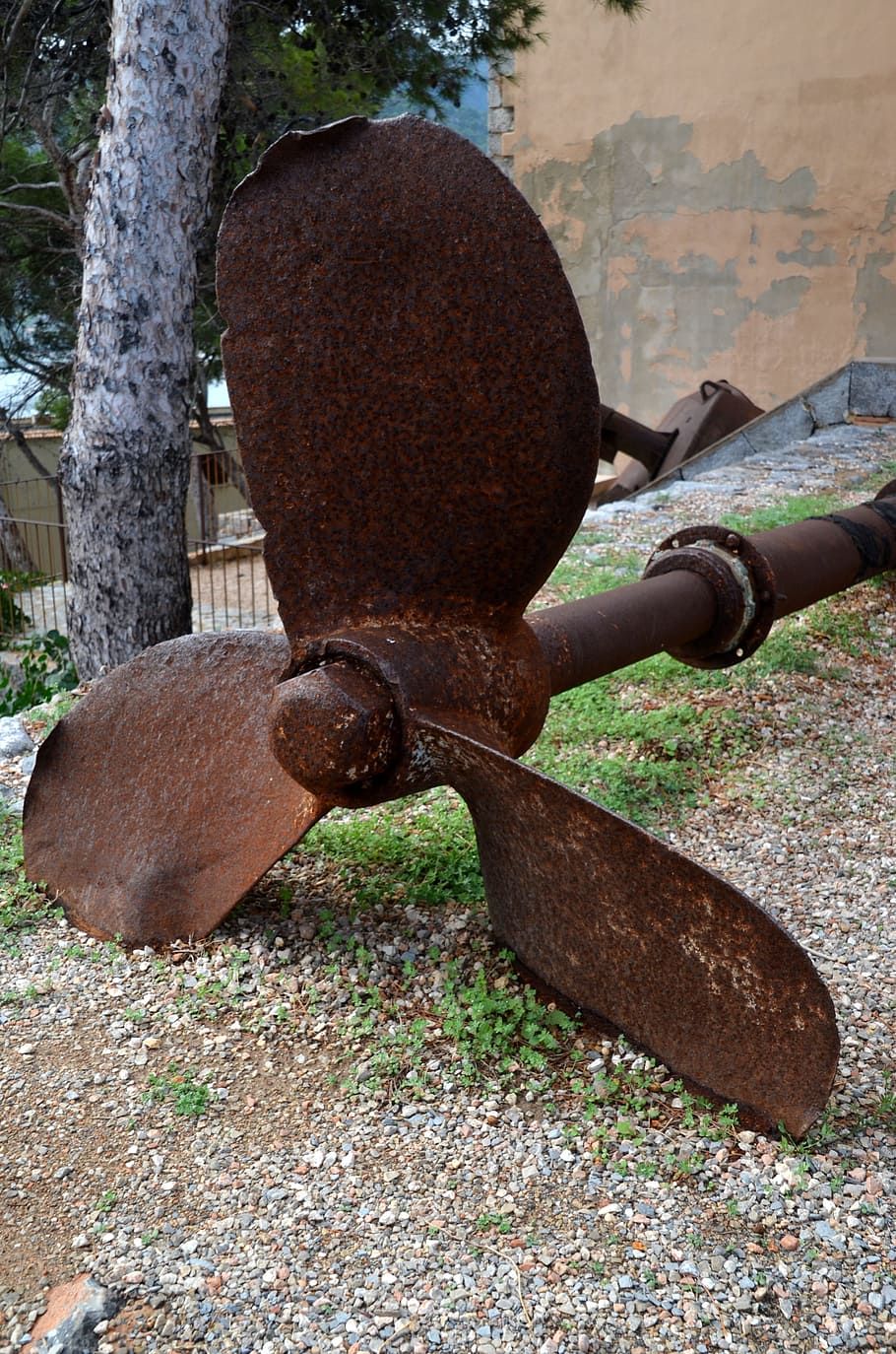 propeller, stainless, screw, iron, metal, old, rusted, rusty HD wallpaper