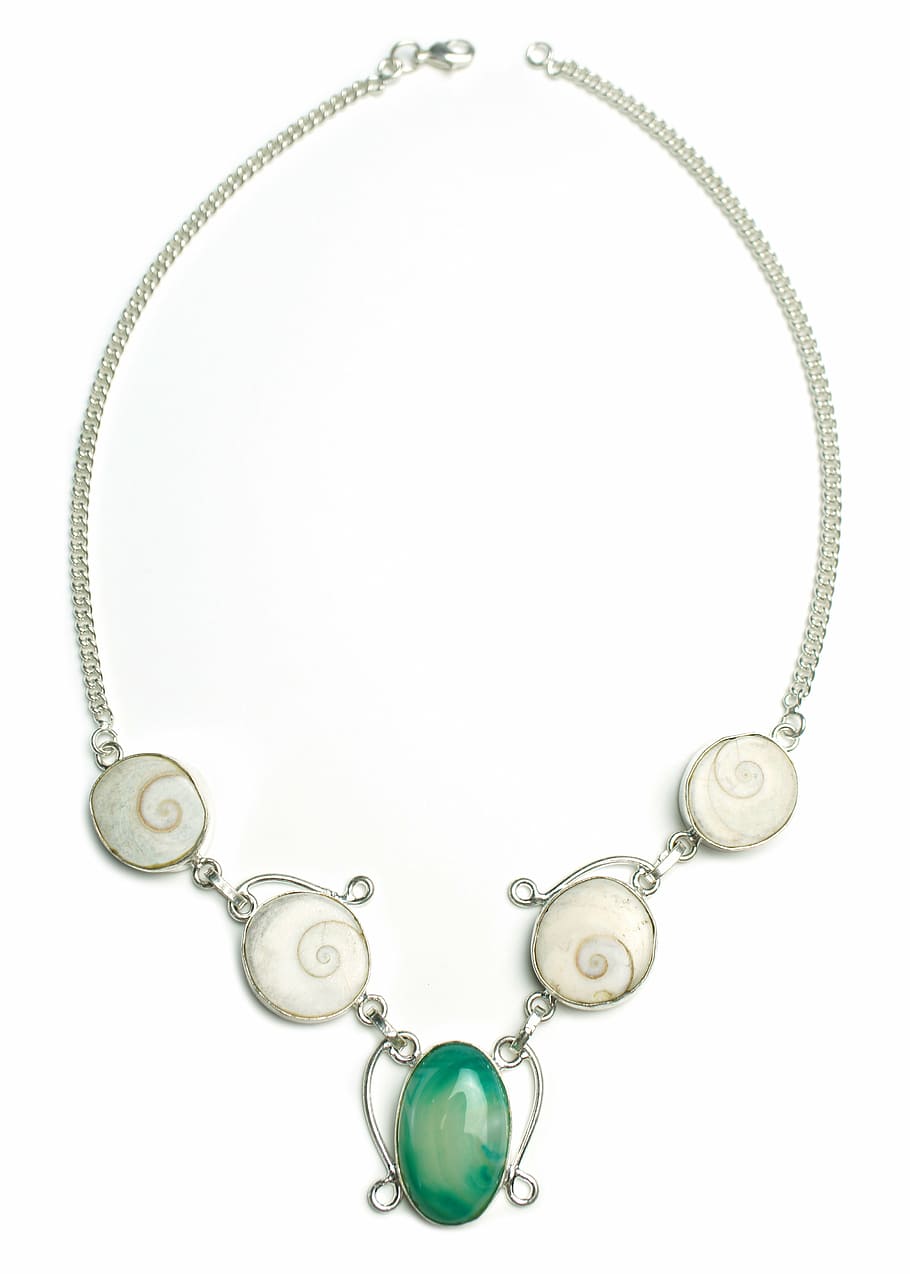 silver-colored green cabochon stone encrusted pendant necklace HD wallpaper
