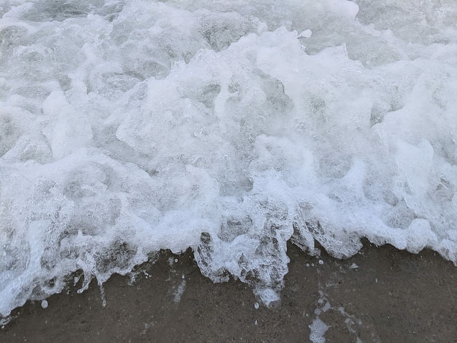 body of water splashing on sand, wave, waves, foam, sea foam HD wallpaper