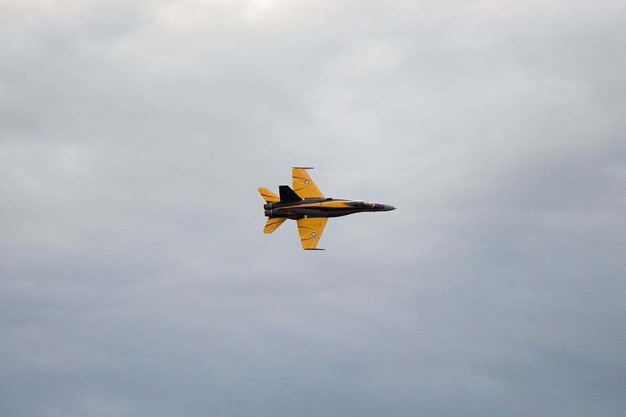 yellow and black fighter jet flying on sky, F-18, Canadian, Air Force, HD wallpaper
