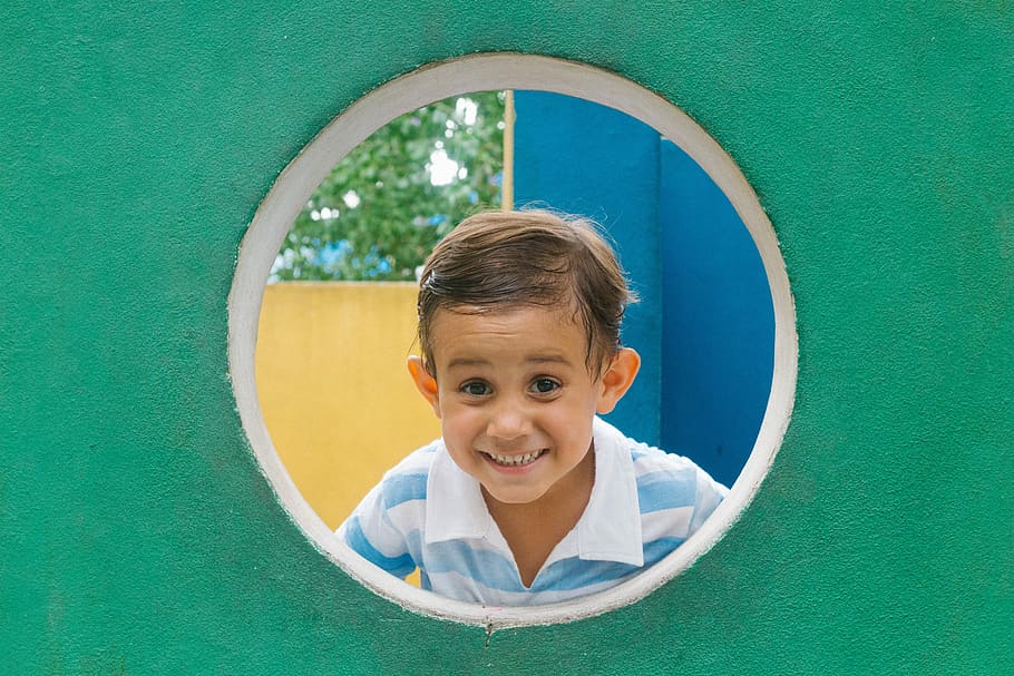 boy in hole on playset, child, round, circle, childhood, portrait HD wallpaper