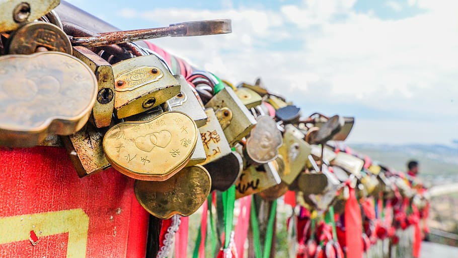 suo, zohar bridge, memorial, padlock, metal, close-up, protection, HD wallpaper