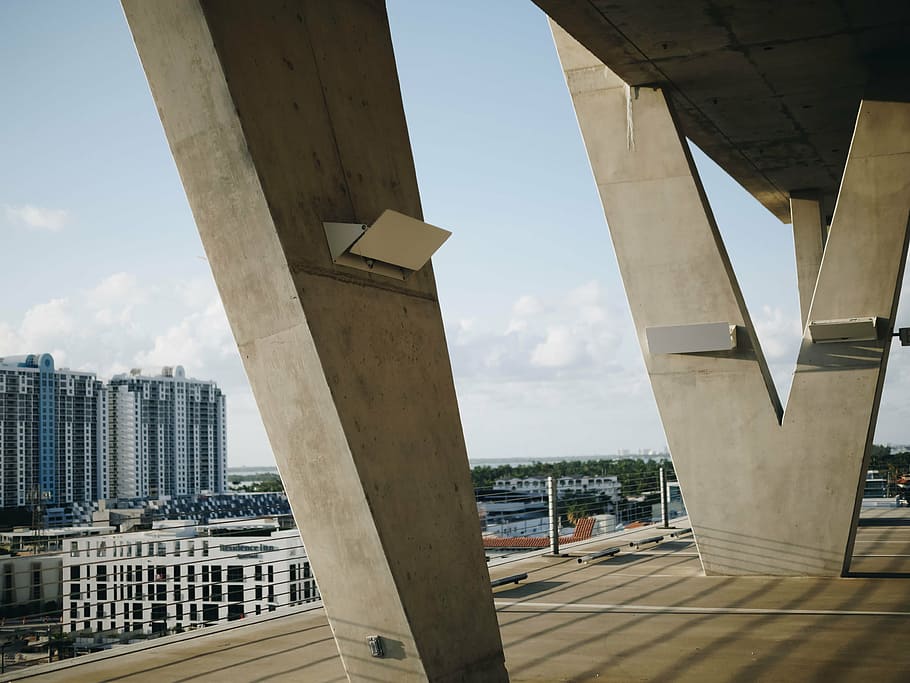 brown concrete building posts, architecture, bridge, overpass HD wallpaper
