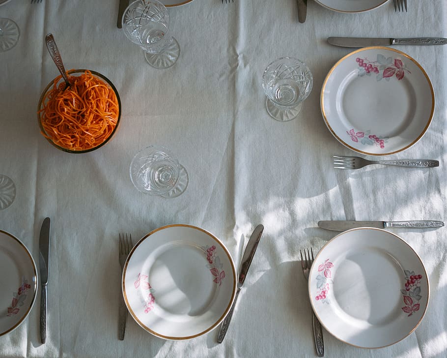 Setting the table in retro style, concepts And Ideas, food and Drink HD wallpaper