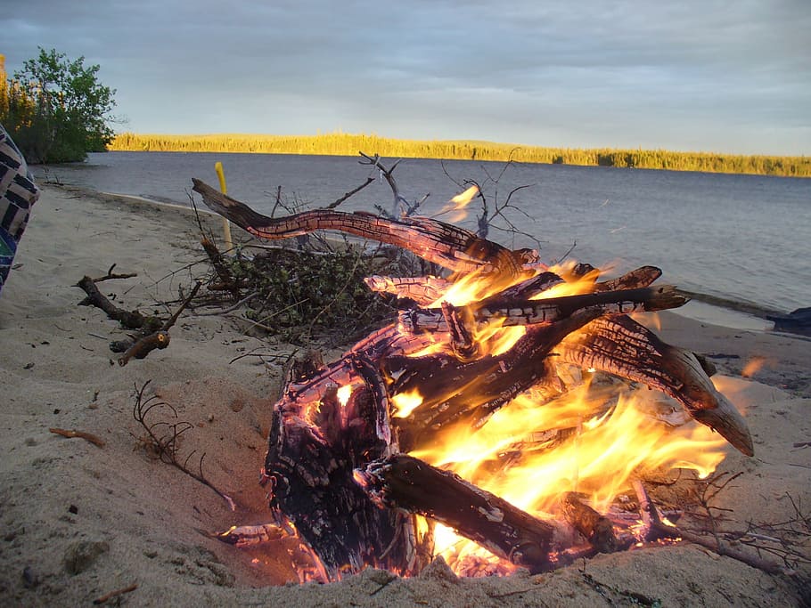 fire, camping, relaxation, flame, burning, sky, land, nature HD wallpaper