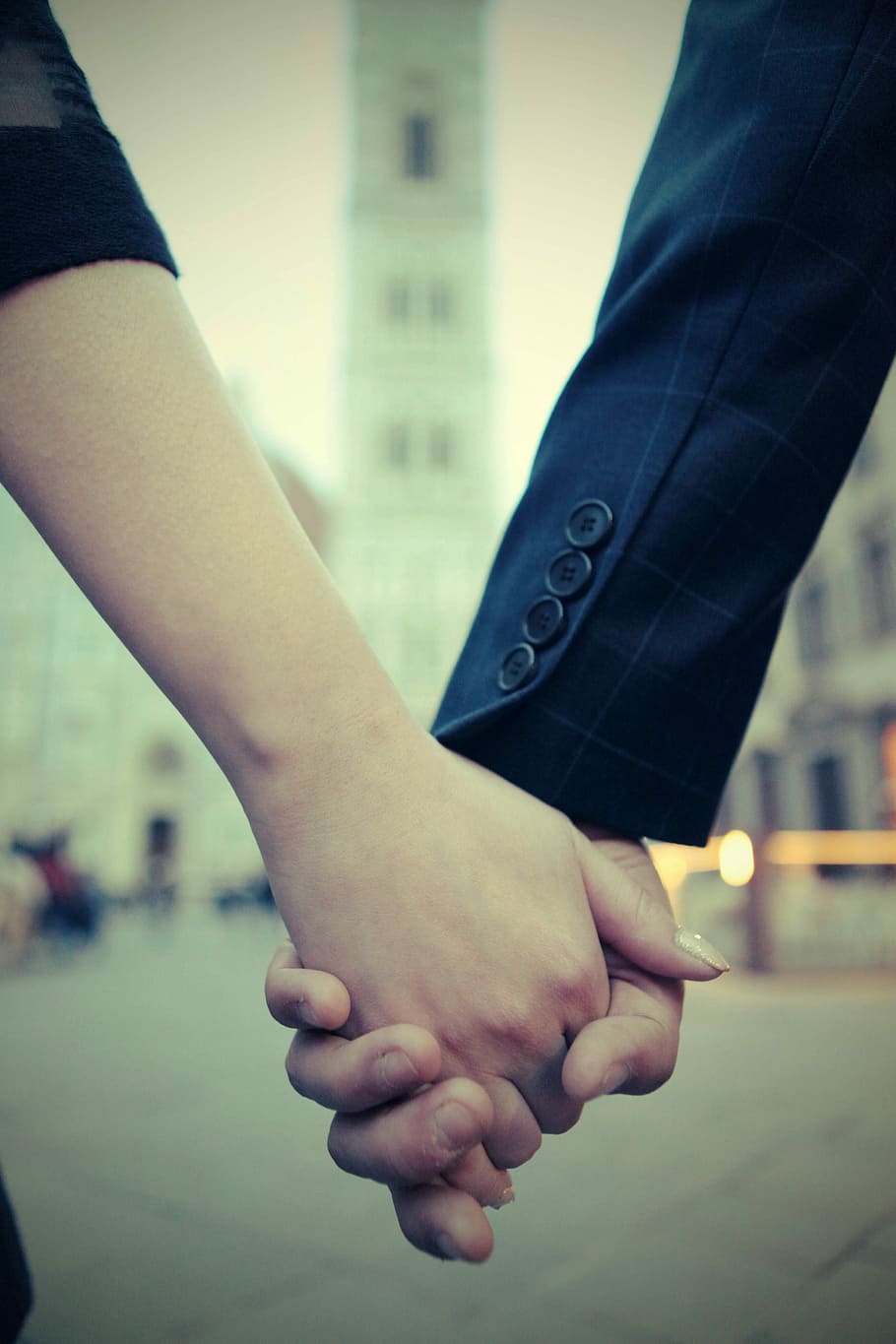 two people holding hands, person, lovers, the couple, florence, HD wallpaper