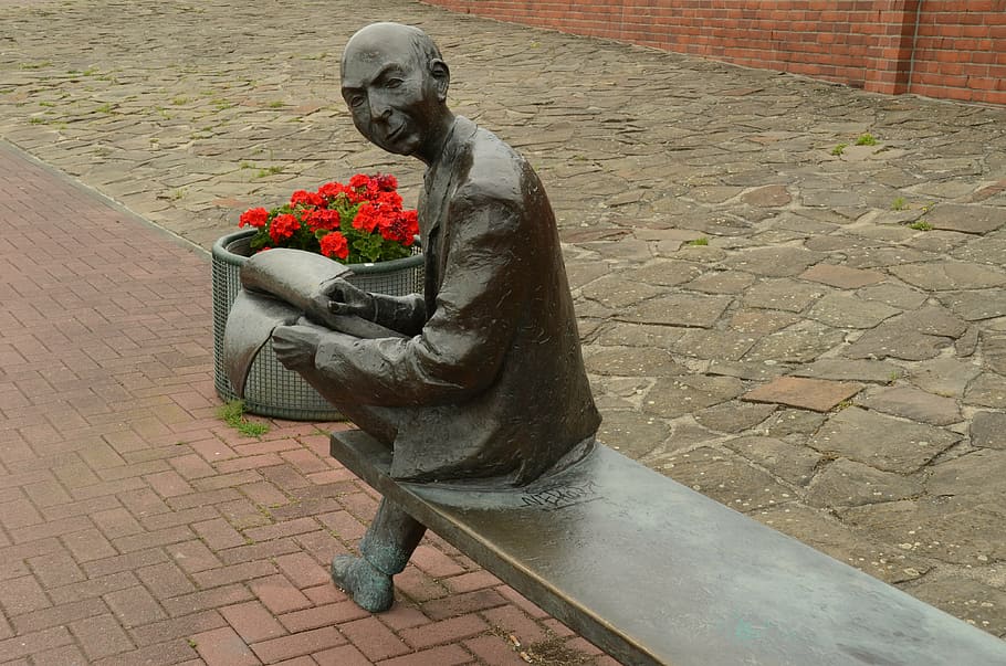 image, statue, man, bald, newspaper, read, bank, rest, sit HD wallpaper