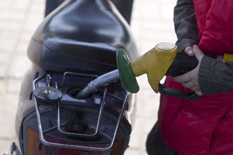 gasoline, scooter, dressing, day, transportation, holding, refueling HD wallpaper
