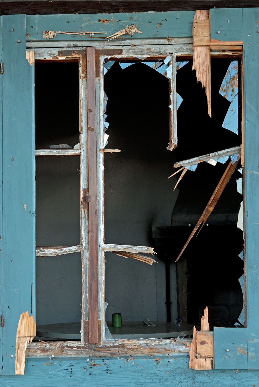 window, broken, old, abandoned, damaged, architecture, built structure HD wallpaper