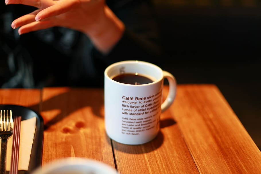 coffee mug on brown table, Free, Cup, solitude, black, bin HD wallpaper