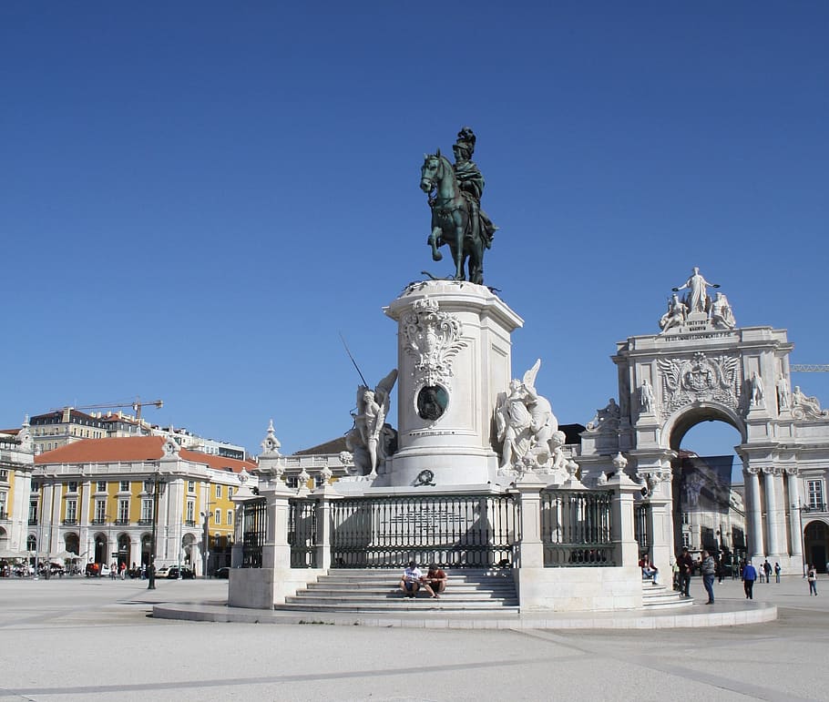 white and gray concrete structure, lisbon, famous square, may 2017 HD wallpaper
