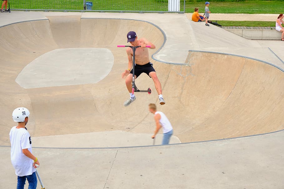 kickboard, stunt, skater, roller, show, viewers, learn, drive HD wallpaper