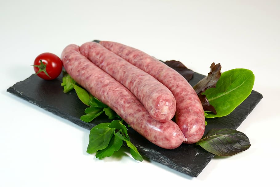sausage on black board, meat, grilling, food, food and drink, HD wallpaper