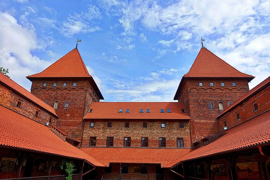 palace, red, brick, facade, courtyard, roofline, exterior, architecture HD wallpaper