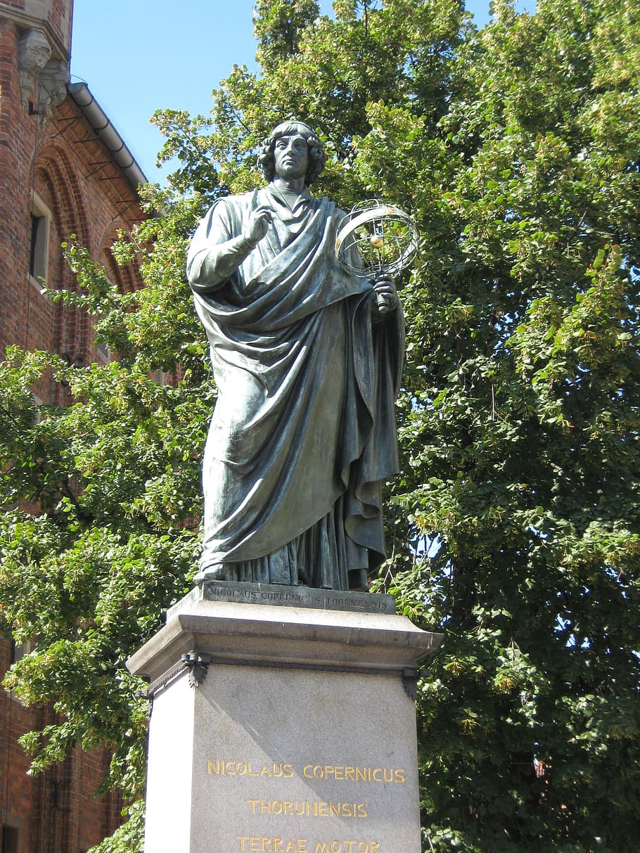 gray concrete statue near tree, monument, copernicus, toruń HD wallpaper