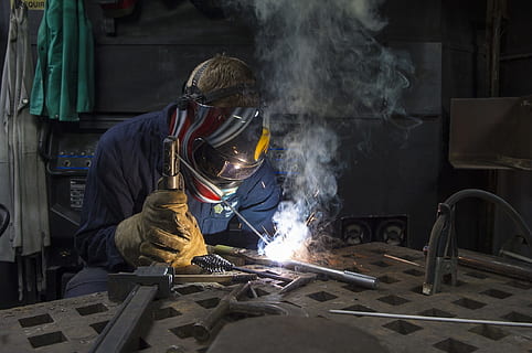 man wearing mask welding gray tool, construction, worker, welder HD wallpaper