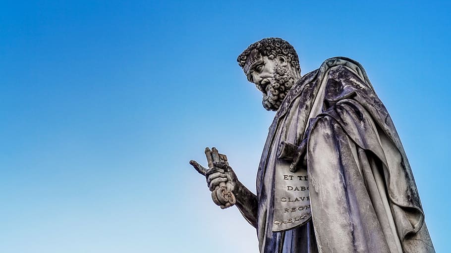 statue of man holding scroll, priest, ancient, rome, vatican, HD wallpaper