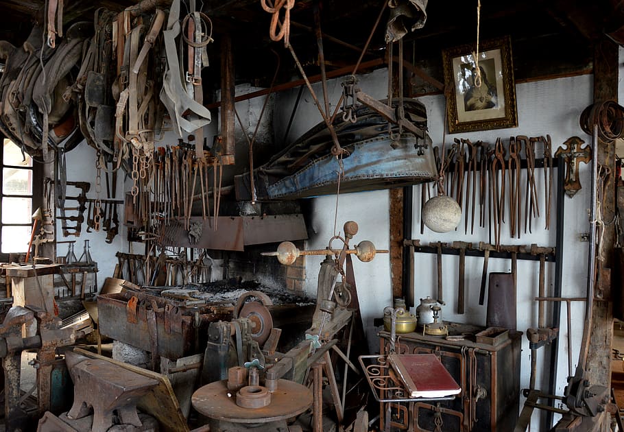 blacksmith, forge, anvil, wrought iron, workshop, large group of objects