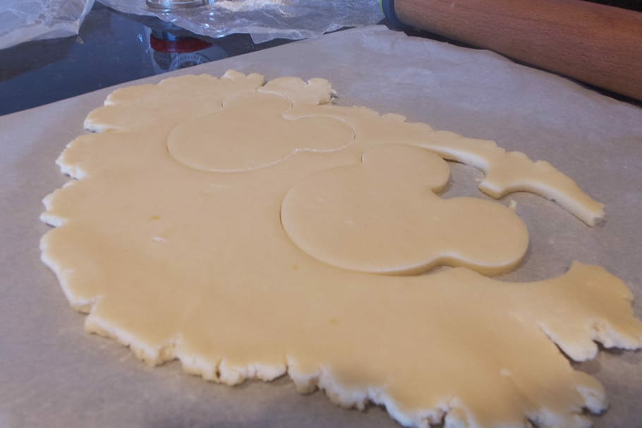 Mickey Mouse, Cookie, Baking, mickey mouse cookie, mouse ears HD wallpaper