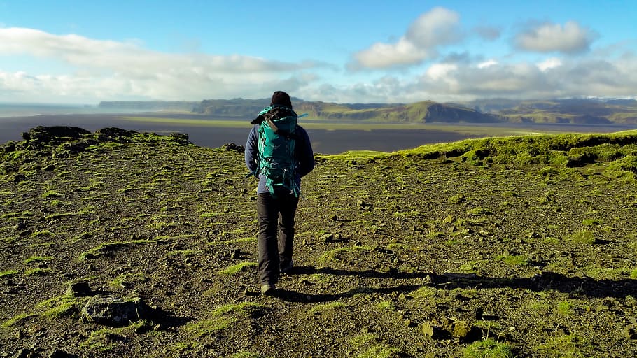 Person in Green Coat Walking on Mountain, adventure, backpack, HD wallpaper