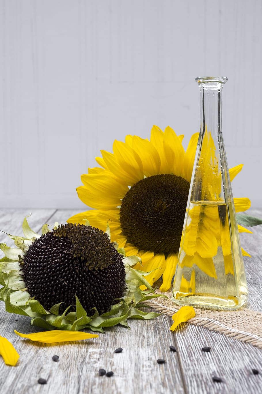 oil, sunflower oil, cooking oil, food, nutrition, sun flower, HD wallpaper