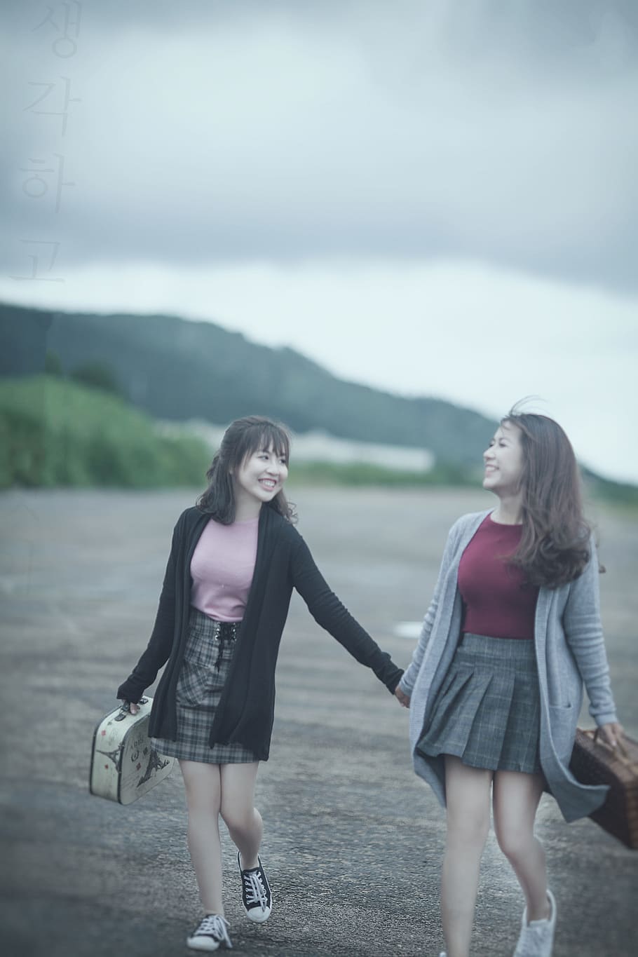 two women holding walking on road, laugh, beautiful women, beauty, HD wallpaper
