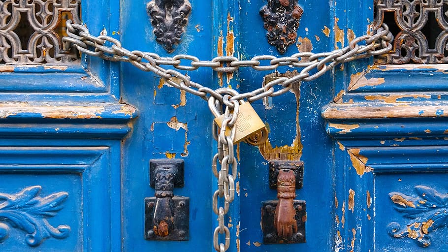 Padlock, Dies, Old, blue, worn, wood, chain, opening, gate HD wallpaper