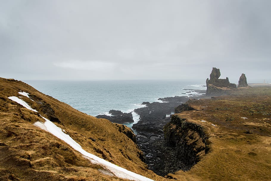 Hill cliff. Кунашир Головнинский Клиф.