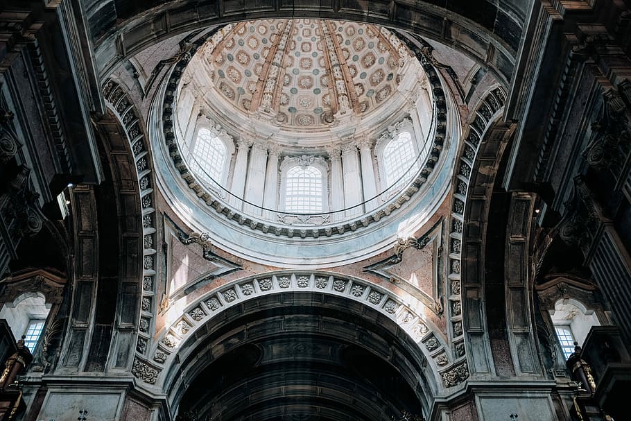 cathedral interior, low angle photo of structure, arch, architecture HD wallpaper