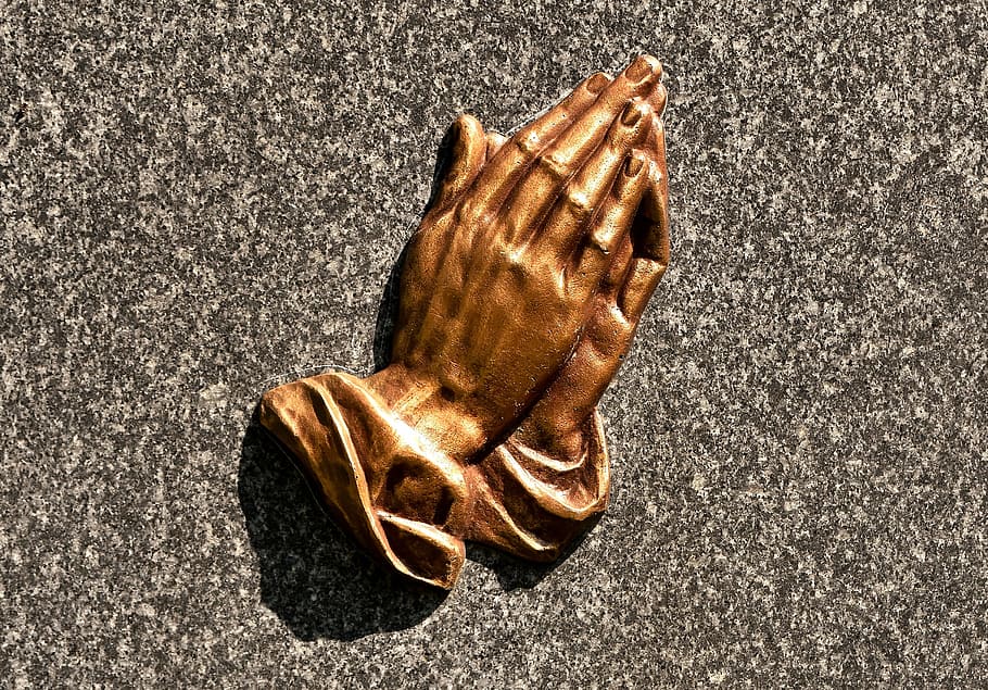 praying hands, religious, brass, stone, plate, ornament, structure HD wallpaper
