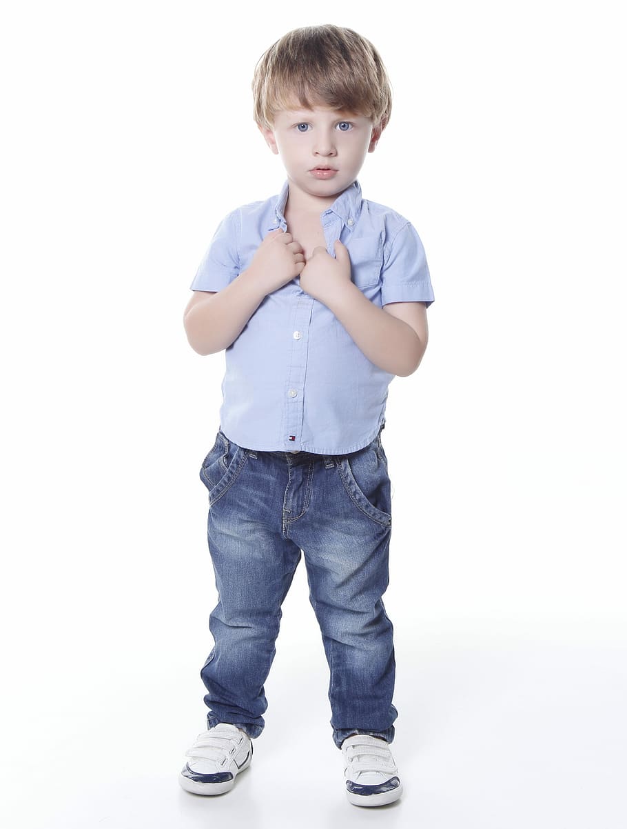 child in gray collared top and blue jeans, looking, cute, small