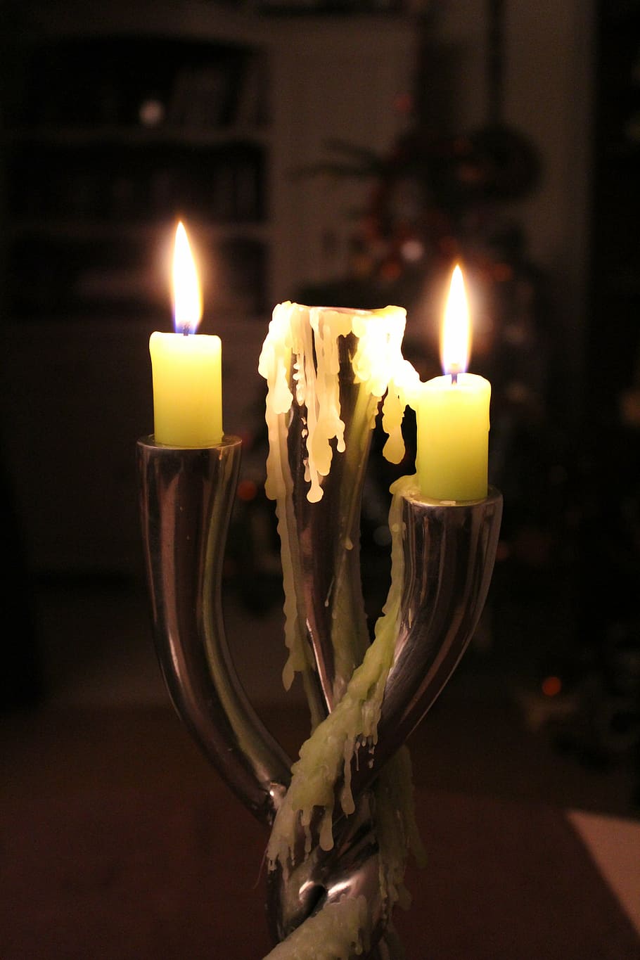 candle, flame, nocturne, warm, wax, green, night, candleholder HD wallpaper