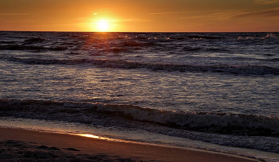 horizon during sunset, sea, beach, cloudless, sky, the coast HD wallpaper