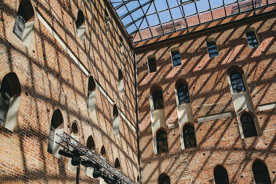 Old brick castle with glass roof, caucasian, vintage, bricks HD wallpaper
