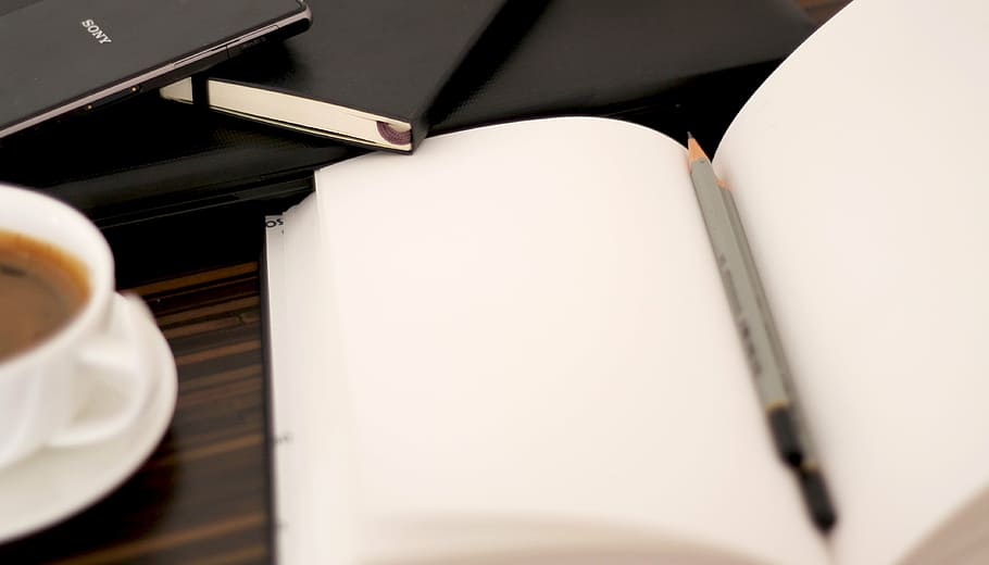 white plain paper with pencils, office, note, notebook, planning HD wallpaper