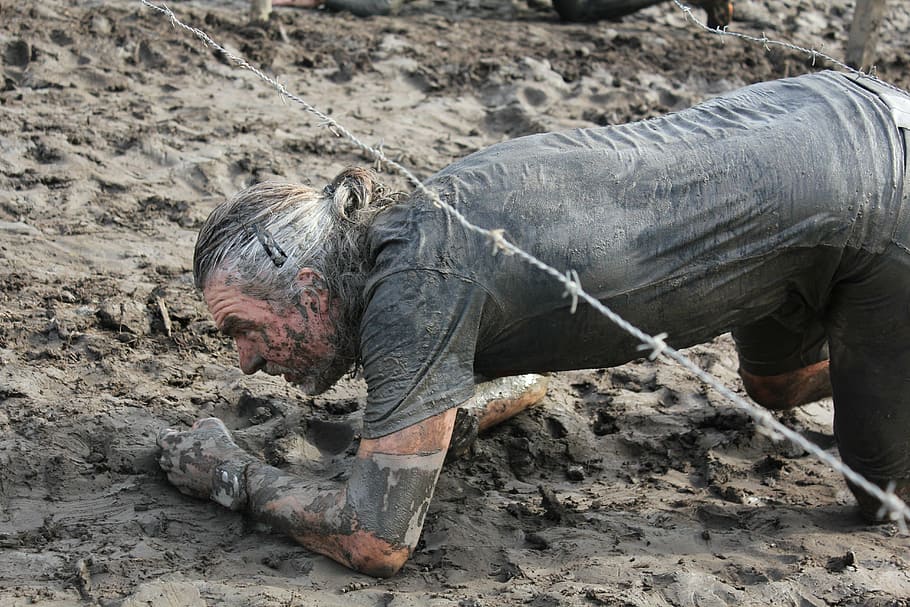 poking, forefinger, indicate, training, dirt, rough, crawling HD wallpaper