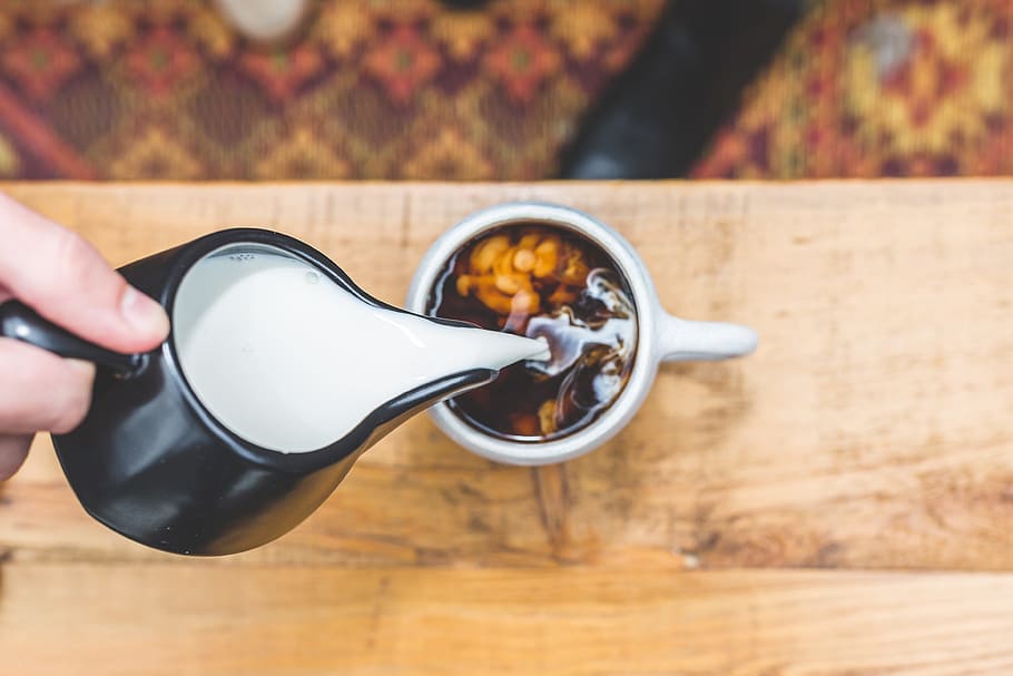 wood, caffeine, coffee, cup, drink, hot, milk, mug, pouring, table HD wallpaper