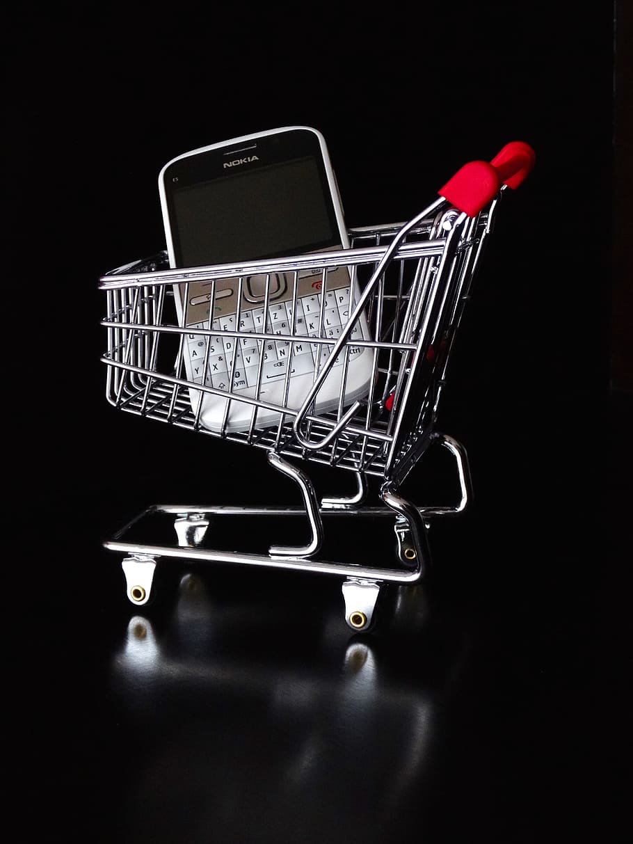 QWERTY phone on gray shopping cart, Mobile, Online, Dare, basket