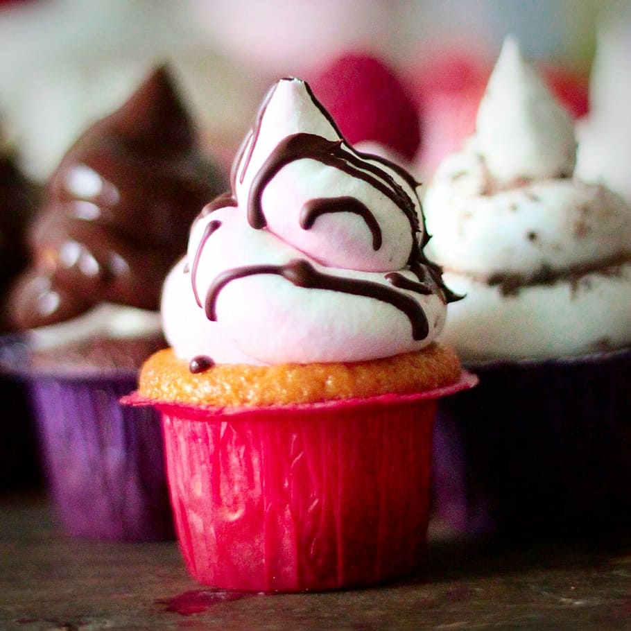 Cupcake, Chocolate, Bake, sweet food, dessert, food and drink HD wallpaper
