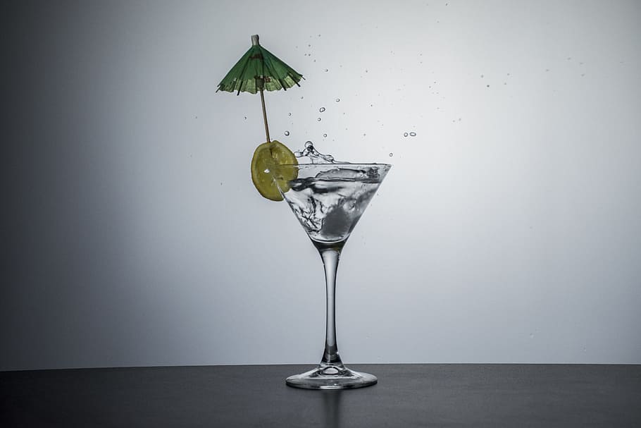 cocktail glass, bebe, liquid, alcoholic drink, martini, wet, splash, HD wallpaper