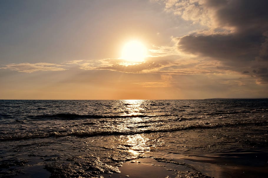 sunset, sea, sky, clouds, waves, horizon, nature, autumn, scenery HD wallpaper