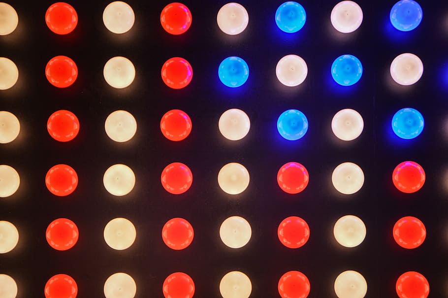 round blue, red, and white lights, lightbulb, dots, dark, lamp HD wallpaper