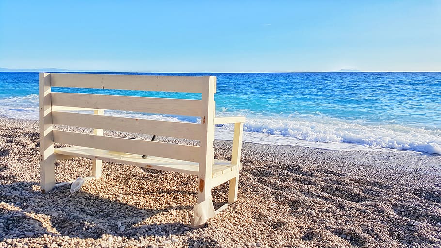white wooden bench near beach, chair, sand, summer, sun, sunrise HD wallpaper