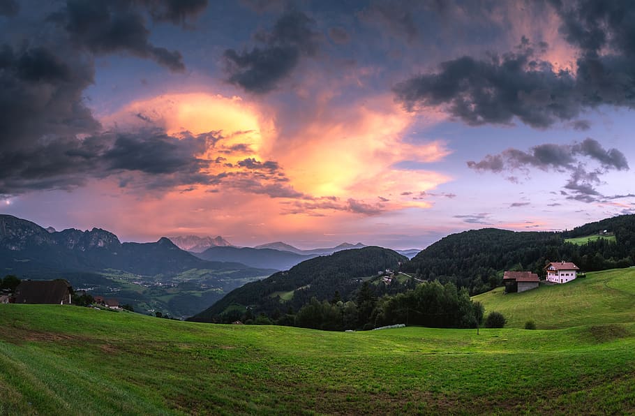 sun set over the horizon, house on mountain near trees, green HD wallpaper