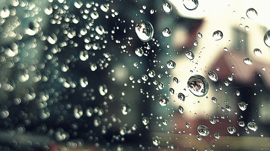 tilt shift view of water droplets, drops, window, rain, water HD wallpaper