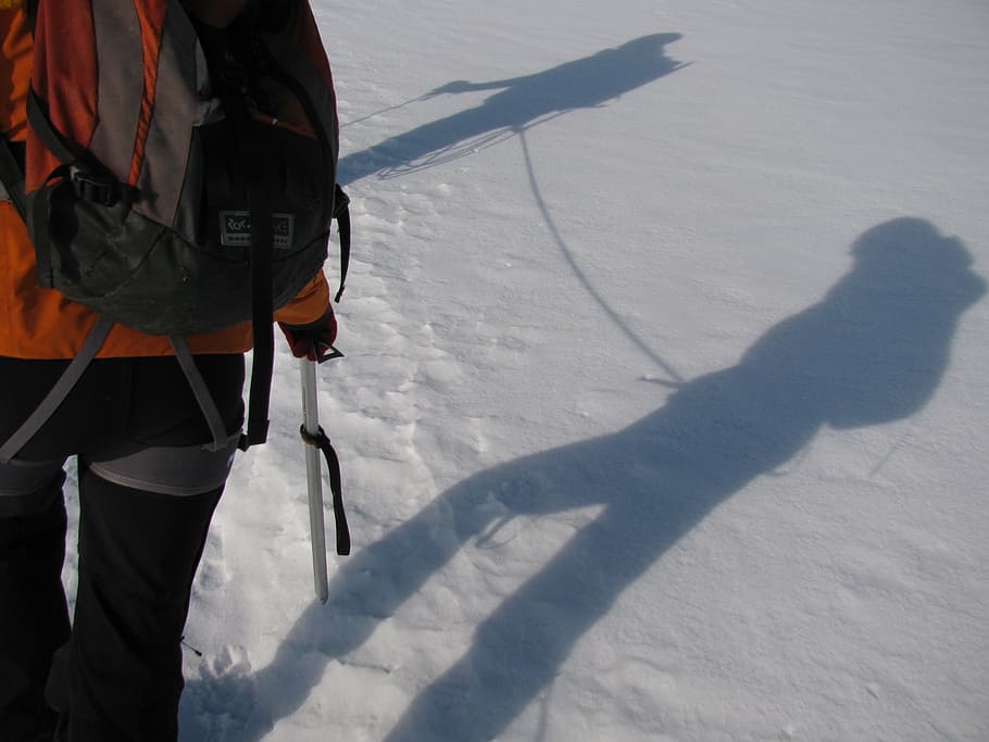 roped, snow, rope length, ice, ice ax, high-altitude mountain tour HD wallpaper
