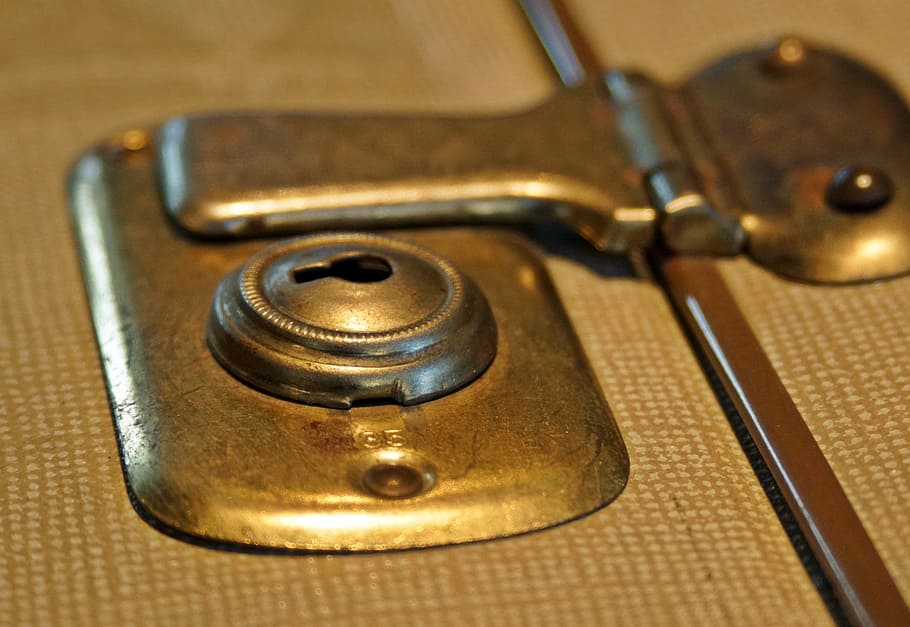 luggage, castle, closure, latch, old, brass, musical instrument HD wallpaper