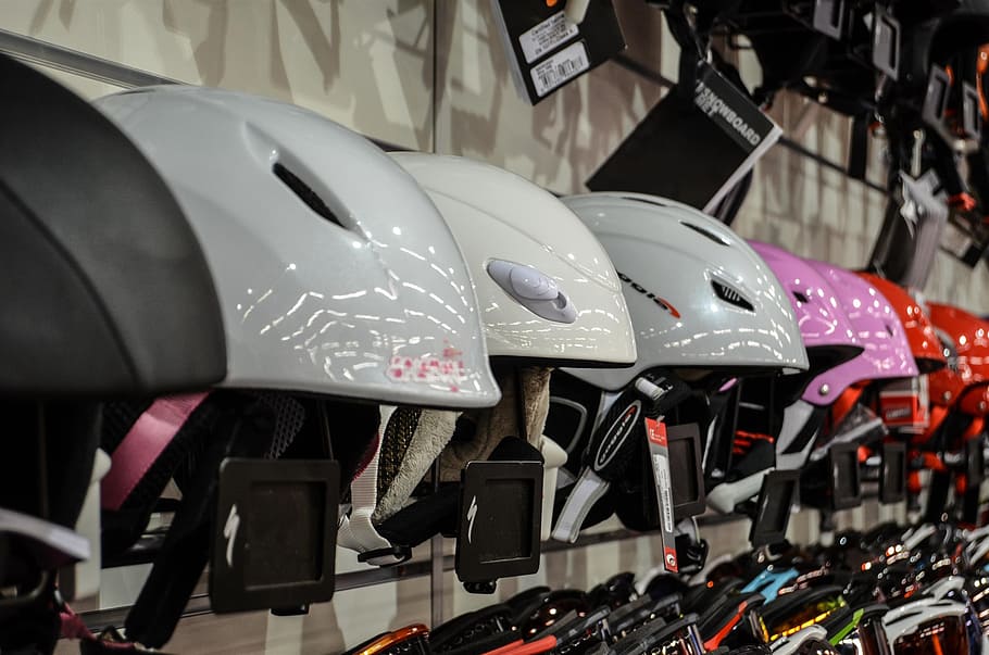 helmets, winter, skiing, exhibition, shop, shopping, buy, business HD wallpaper