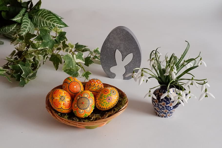 yellow easter eggs, ornament, close, basket, season, give, sorbian easter eggs HD wallpaper
