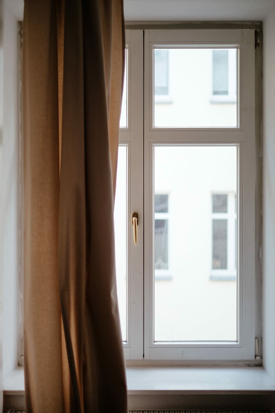 white wooden framed closed window, interior, curtain, inside HD wallpaper